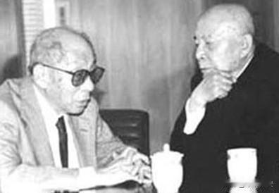 1991年中央派吕正操看望张学良，张学良：要我回大陆，有三个条件，吕正操连忙问哪