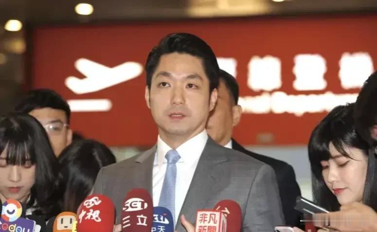 柯文哲酸“道歉最简单”    蒋万安笑而不答

台北市长蒋万安日前为台北幼儿园狼
