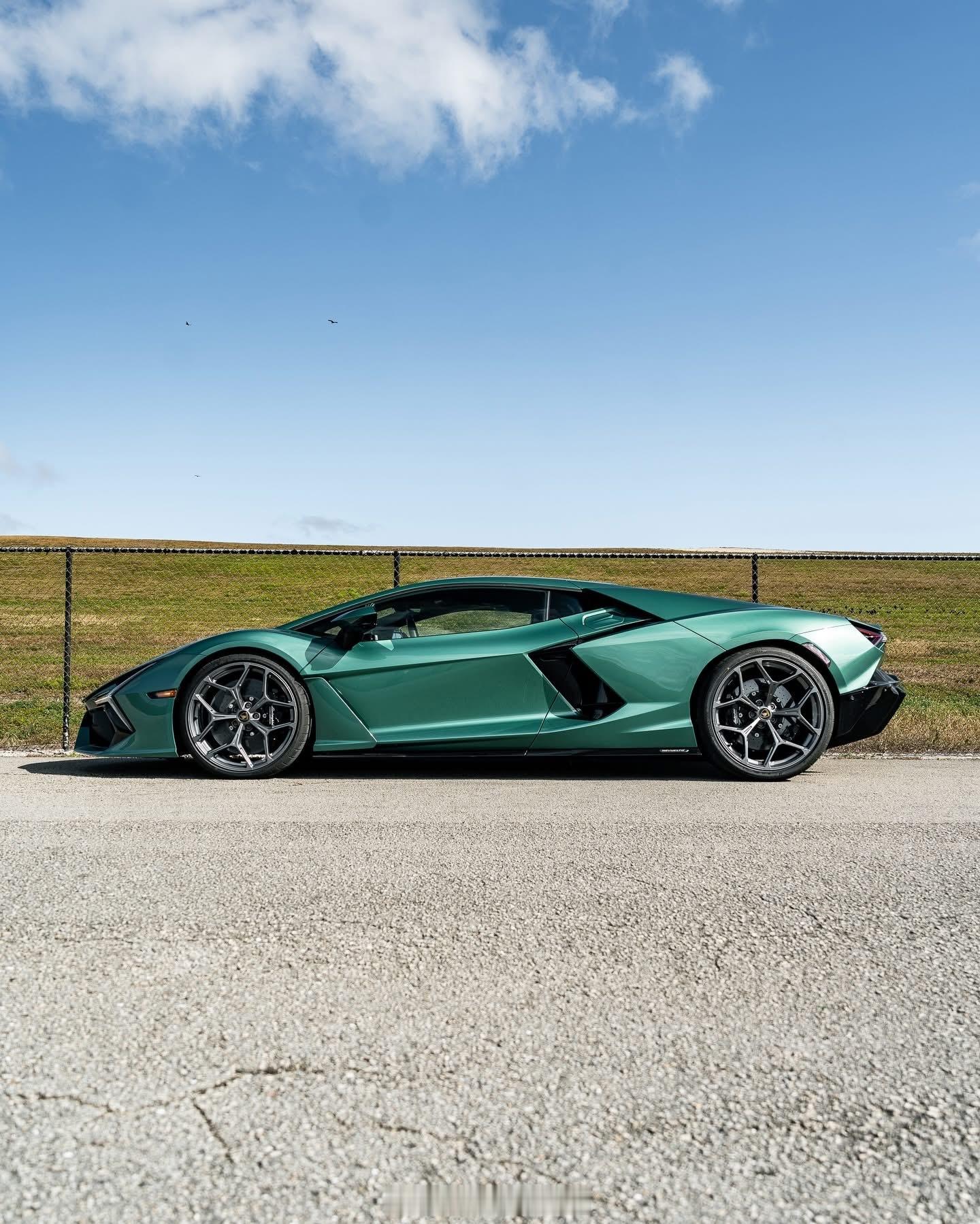 🤖🤖🤖稀有色🤖🤖🤖Verde Campus金属绿涂装兰博基尼Revu