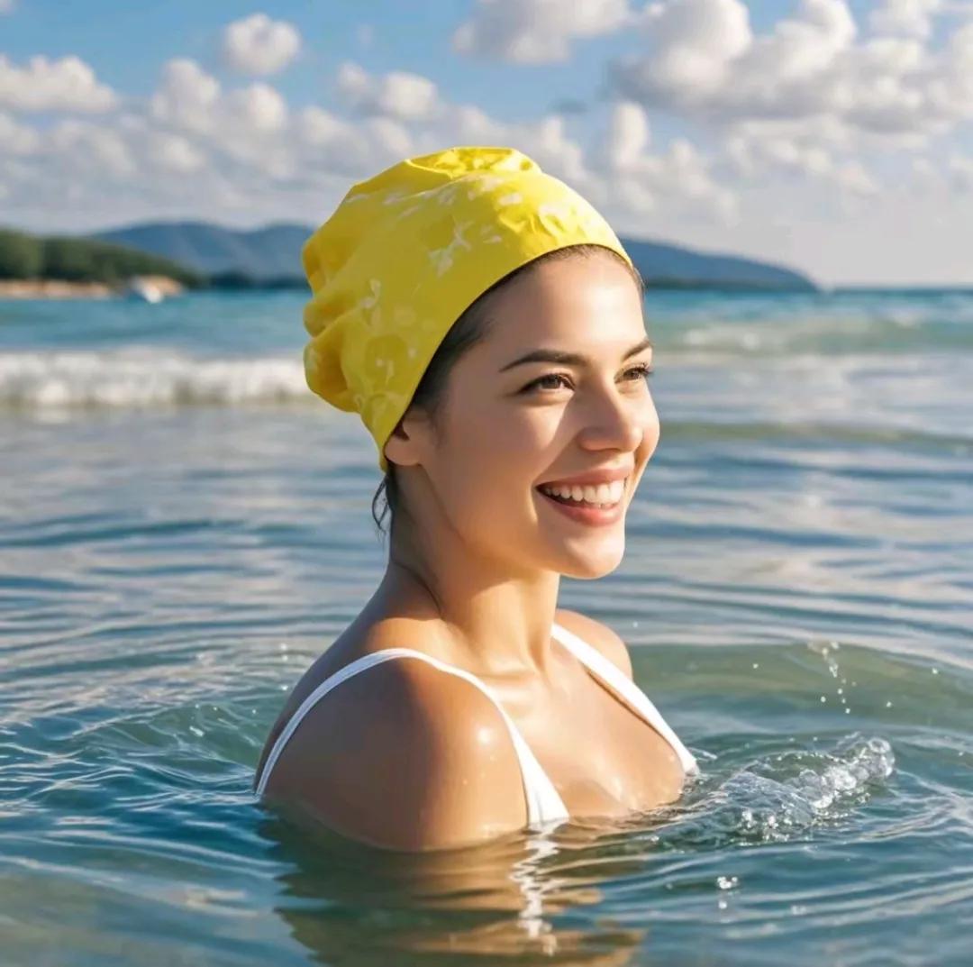 #她是美丽的化身# #美丽出水芙蓉# #浪漫女神情似海# 
 
当她浮出水面，晶