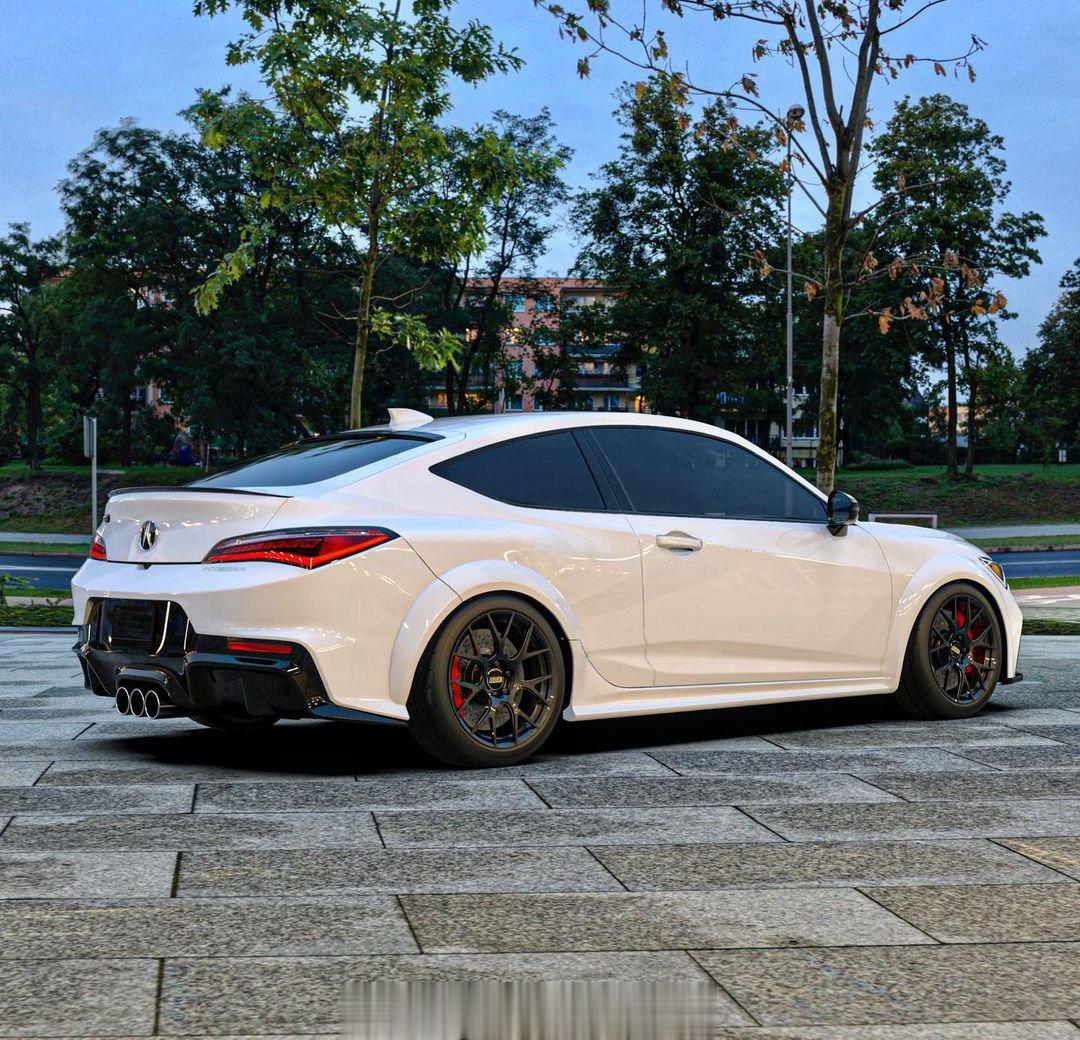 随手画了两笔，四门改两门，如果integra Type-R能照着这样复活多好 ​