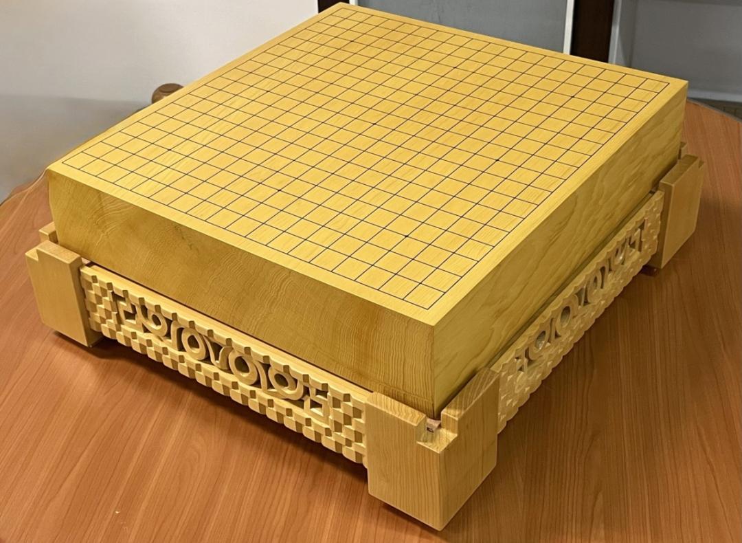 为什么AI时代的围棋让人感觉没劲
 在AI还没有主导围棋之前，远的像聂卫平，马晓