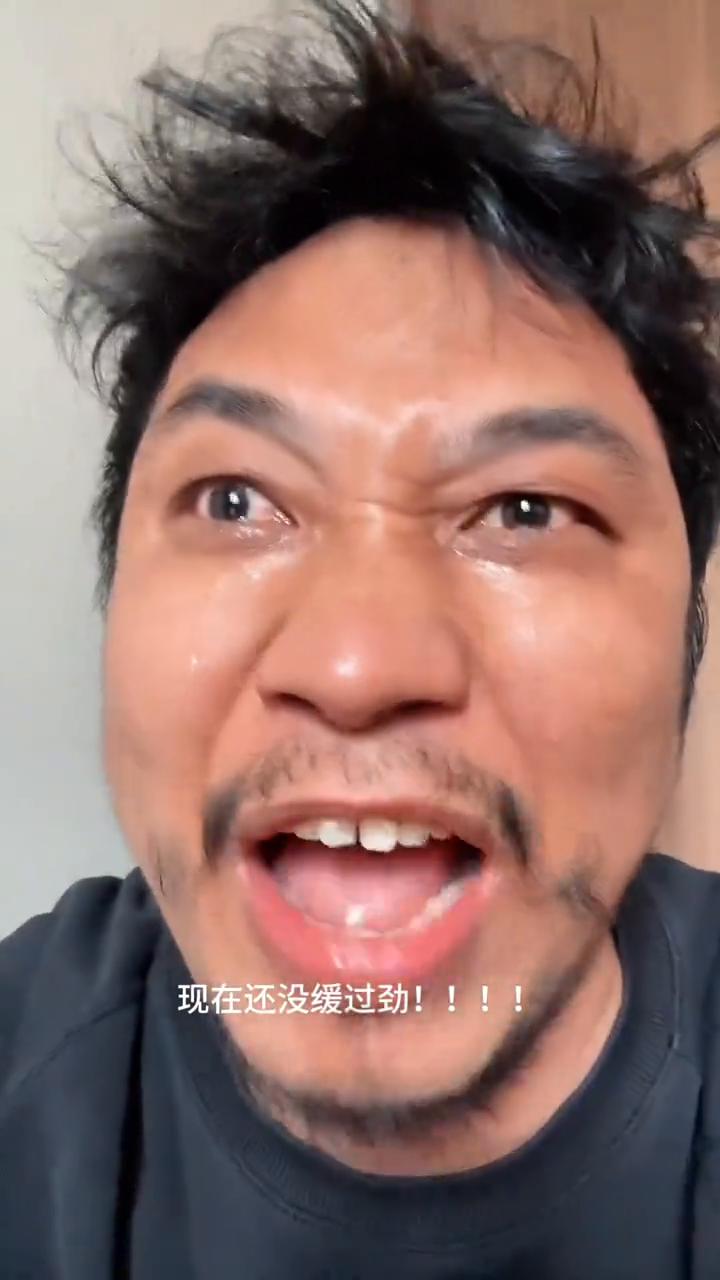 昨天坐船割掉一个鳖头，脑瓜子扎的嗡嗡的，现在还没反过去。今天到处都还没来得及打它