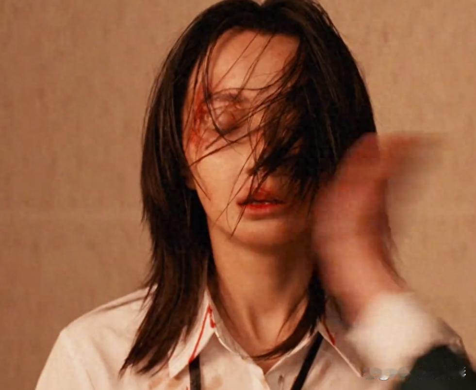 新剧《盲盒》与《人鱼》各看6集，一部已弃剧，一部狂追 