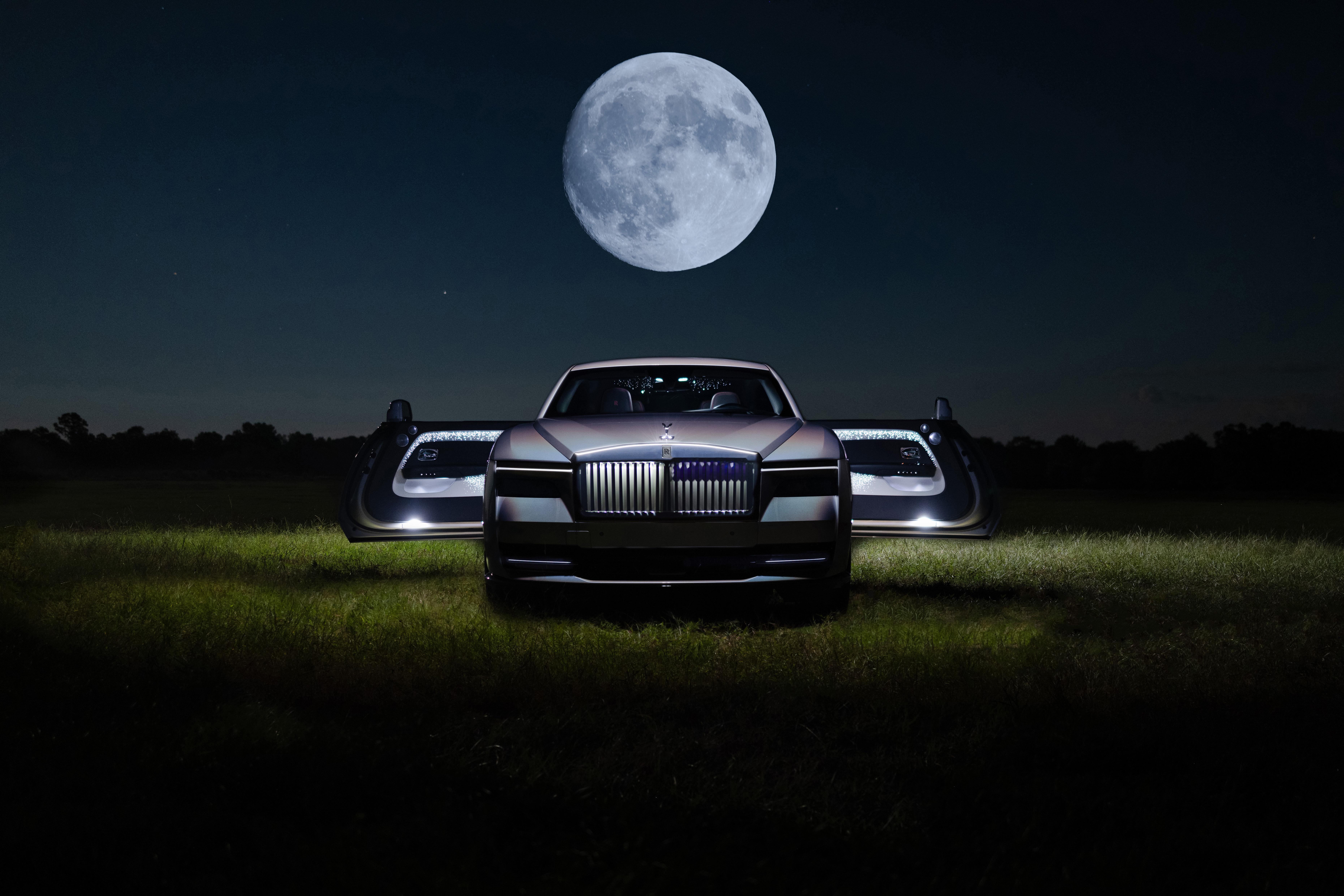 劳斯莱斯最近造了一辆超级限量Bespoke定制车，叫Spectre Lunafl
