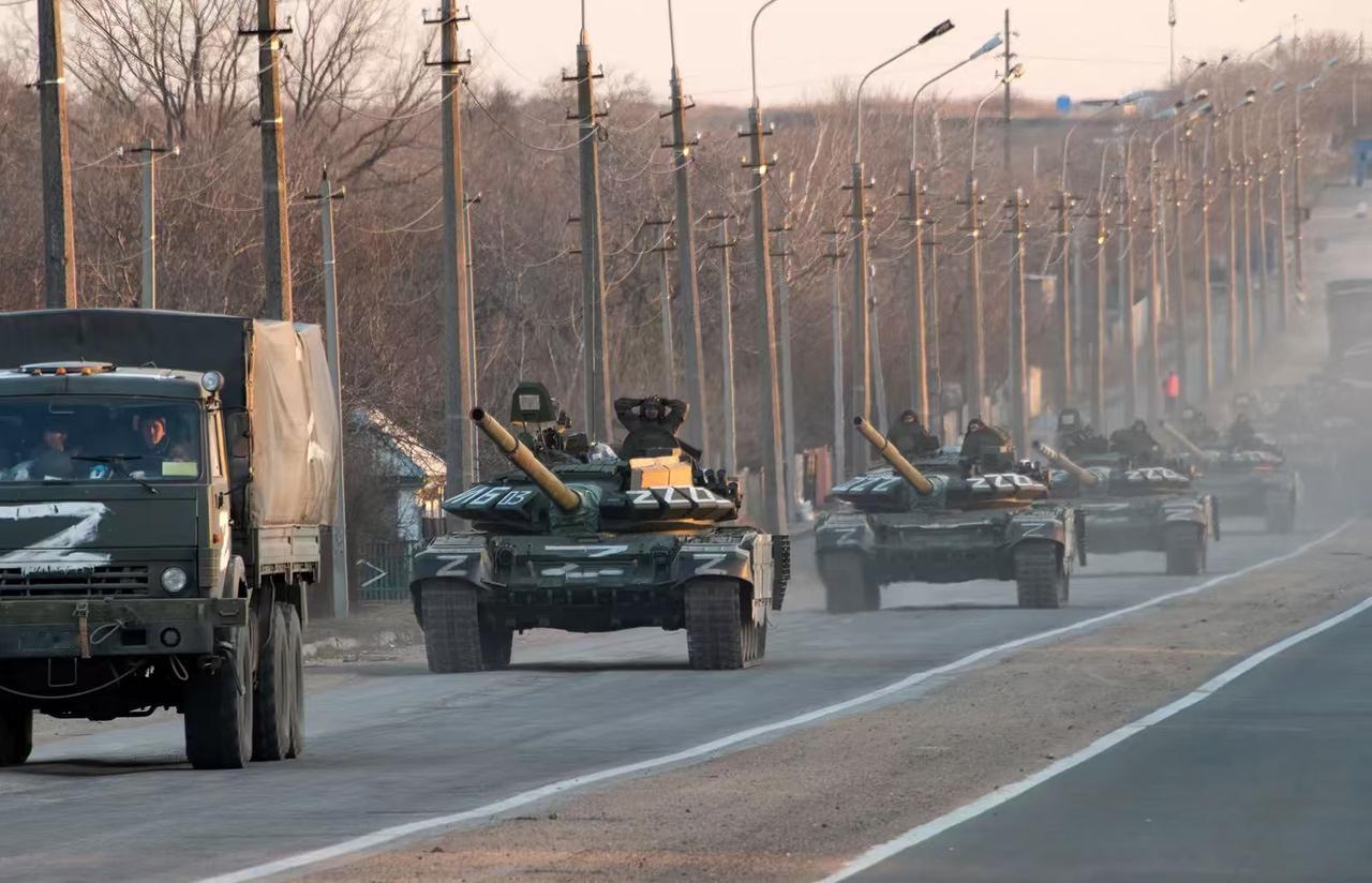 马上入冬了，俄罗斯要是持续大规模的袭击乌克兰的能源设施，那么极有可能不战而胜。目