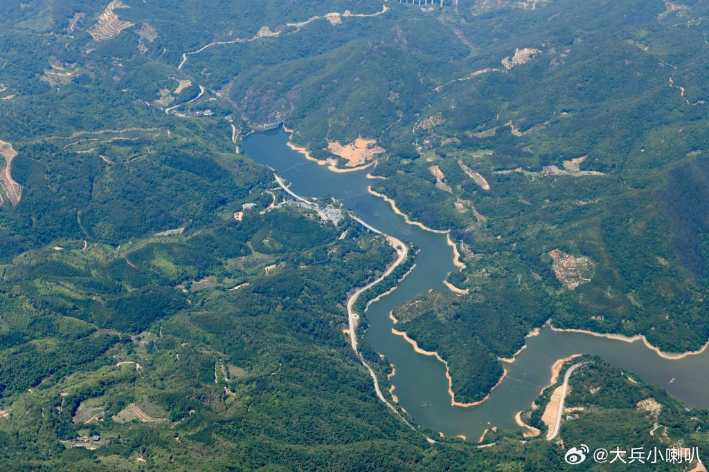 情感社区 【美丽家乡福建福州——鸟瞰八闽 山河入画】        盛夏时节，鸟