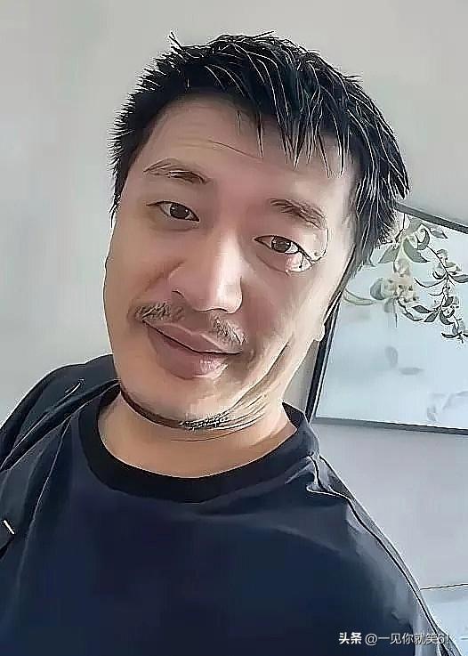 十年沉淀，一朝绽放。

张雪峰起家的资本，你做梦都想不到，大多数人达不到这个高度