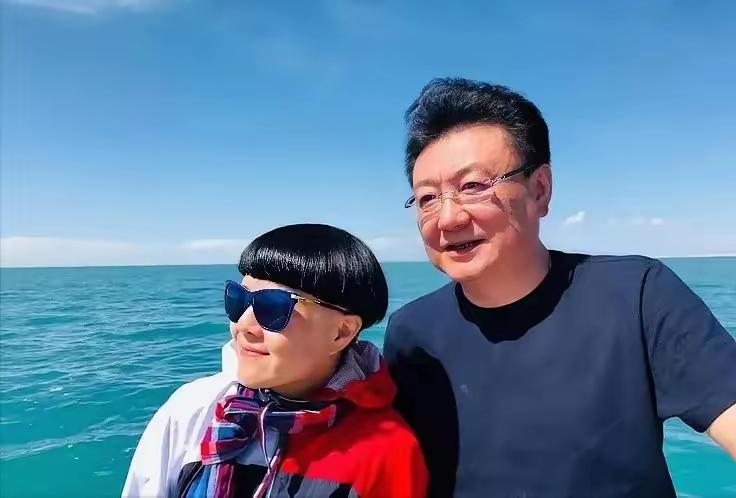 著名的少儿主持人
著名中央名嘴播音员