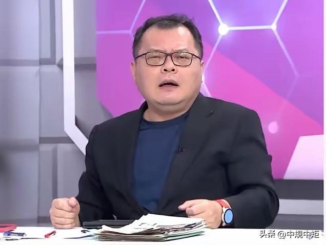 台媒体人陈辉文今（26日）在脸书发文称，昨天725凯道现场，没有100万人。蓝白