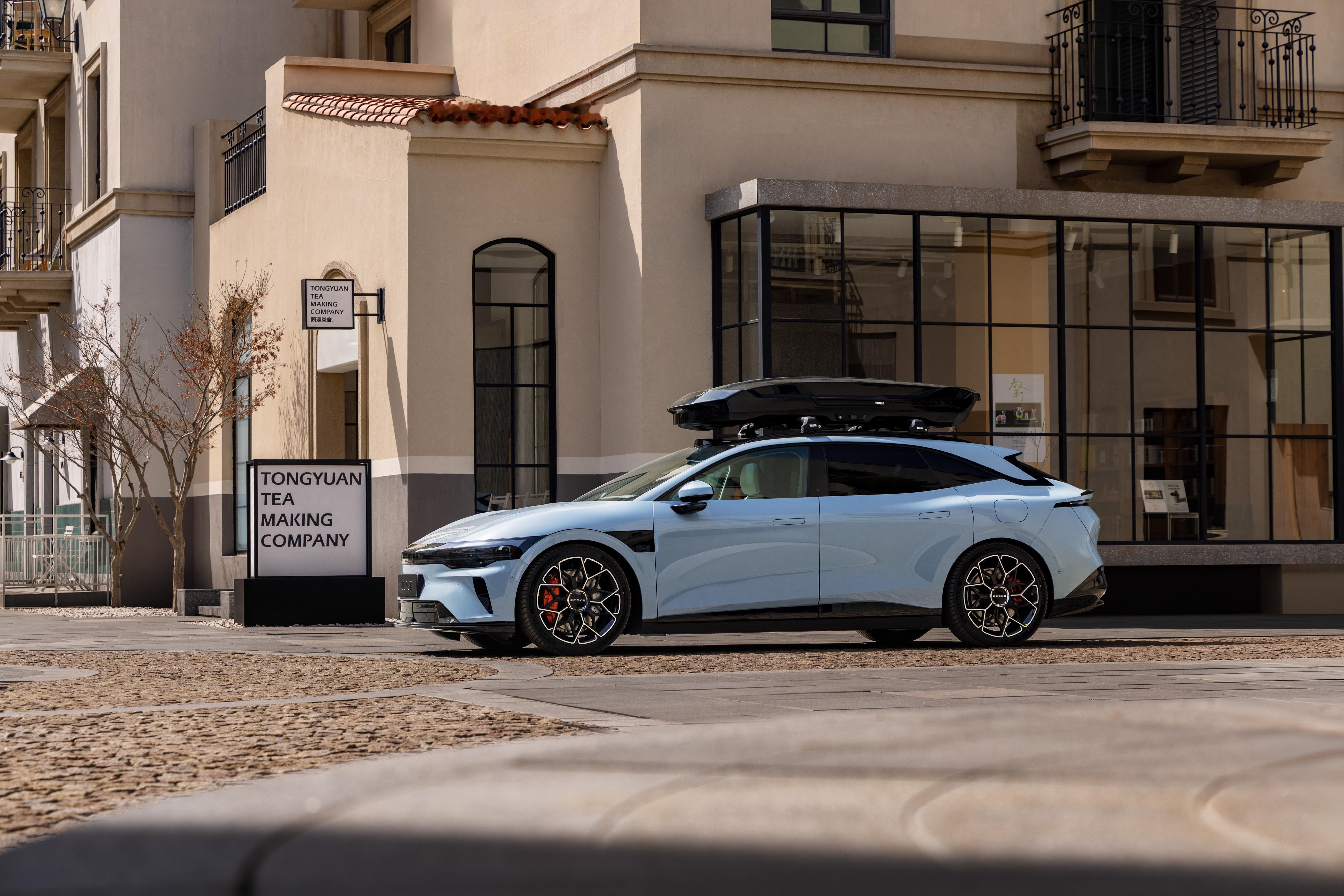 明天就是焕新版007和007GT上市了我比较关心EVA机器人会不会同步给老车主，