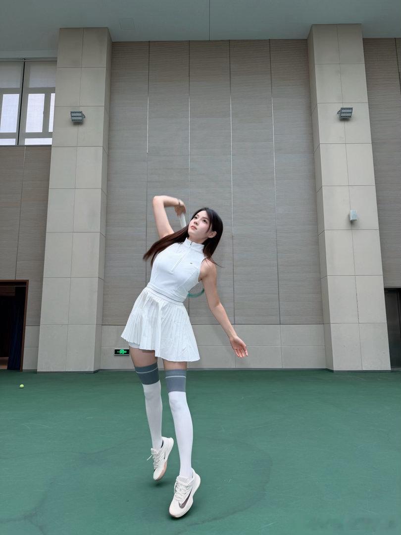 台风天打球🎾感觉自己蠢蠢 宁波·钱湖宾馆