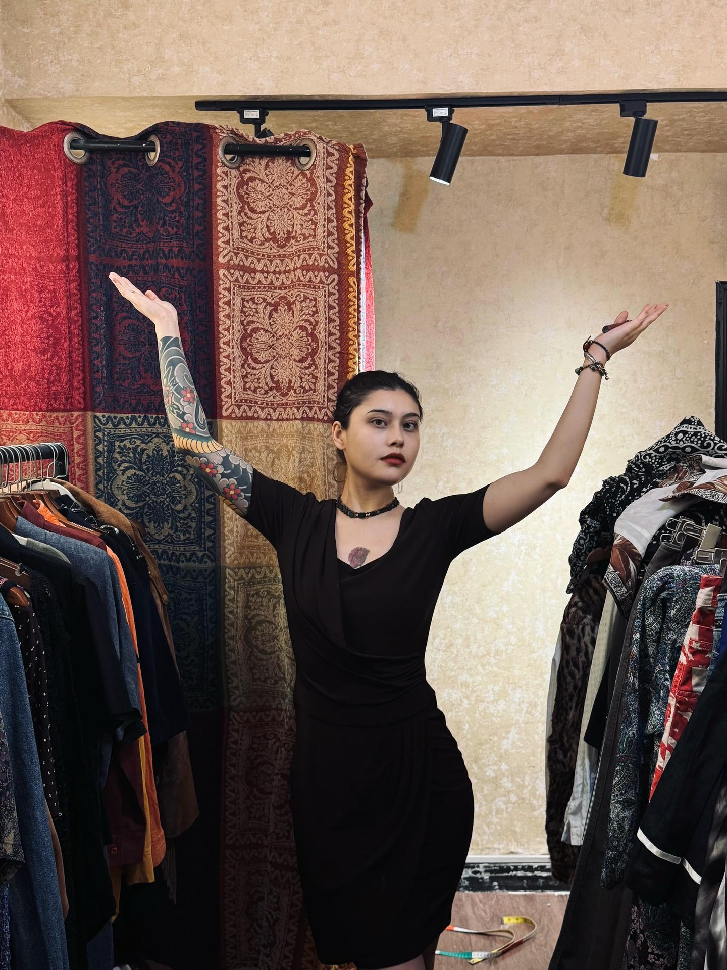 好消息：开业了 坏消息：没门头