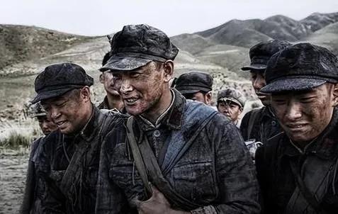 1937年，陈宜贵带着几名走散的西路军战士到一老汉家讨饭，自称是折了本钱的生意人