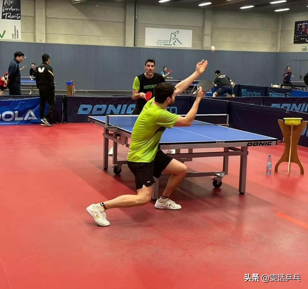 吉奥尼斯来到德国队🏓与奥恰洛夫进行对练 ​​​
2026.3.3