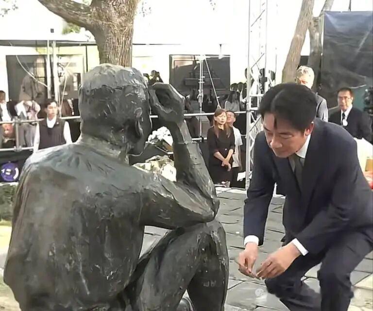 民族败类！必须将这个不肖子孙钉在历史的耻辱柱上！赖清德跪拜日本殖民者