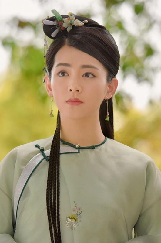 生活是什么
对于我而言
一个人的时候是孤独
但是内心深处是欢喜的
而且可以思考