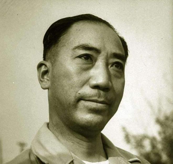 1942年3月，国民党专员韦孝儒去洛阳开会后失踪，蒋鼎文派人调查后，在一个枯井中