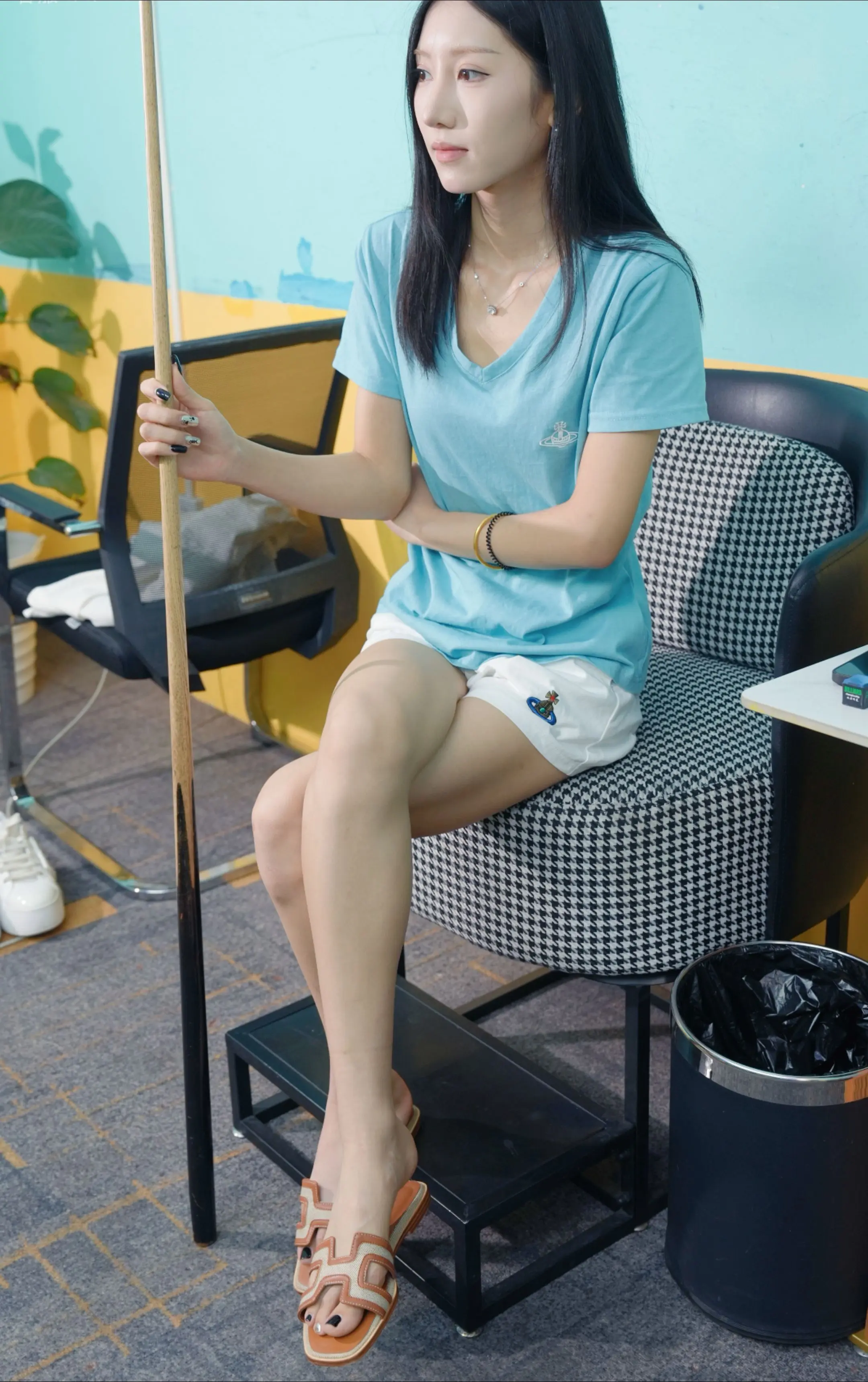 清纯女神 好身材好气质 打桌球