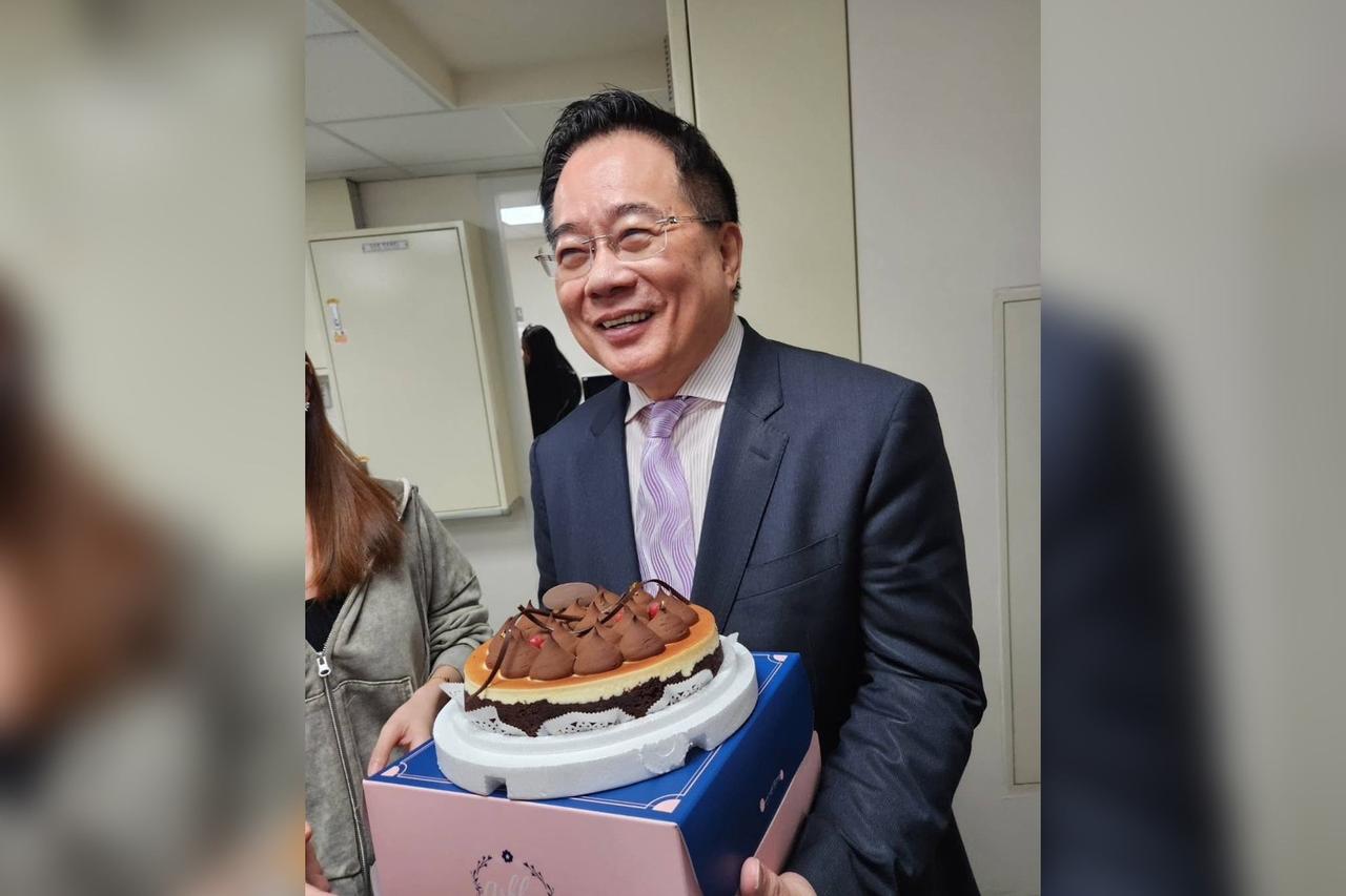 【毒油风暴】狱中对毒油事件发声了！蔡正元批绿营：造谣者迟来的现世报

梅花新闻网