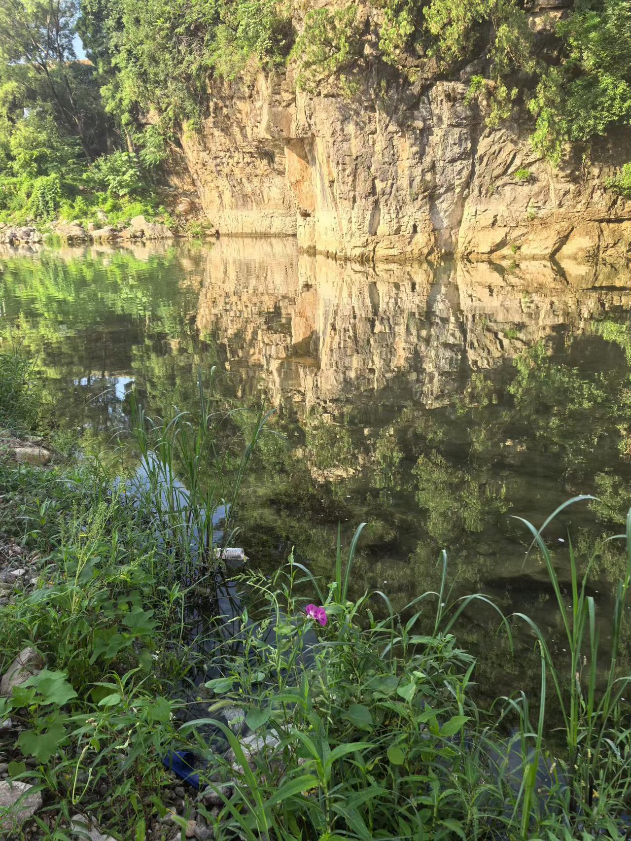 夏日的山水，带着清凉的风