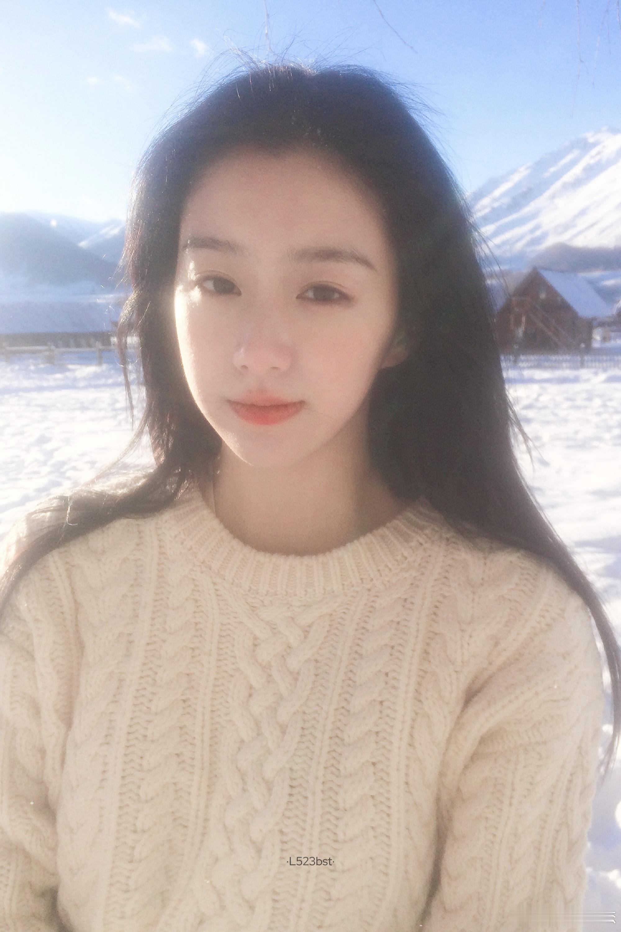包上恩 💛包上恩周挽 💛包上恩炽夏当世界凉如荒岛 我们依然会是彼此的依靠^⌯