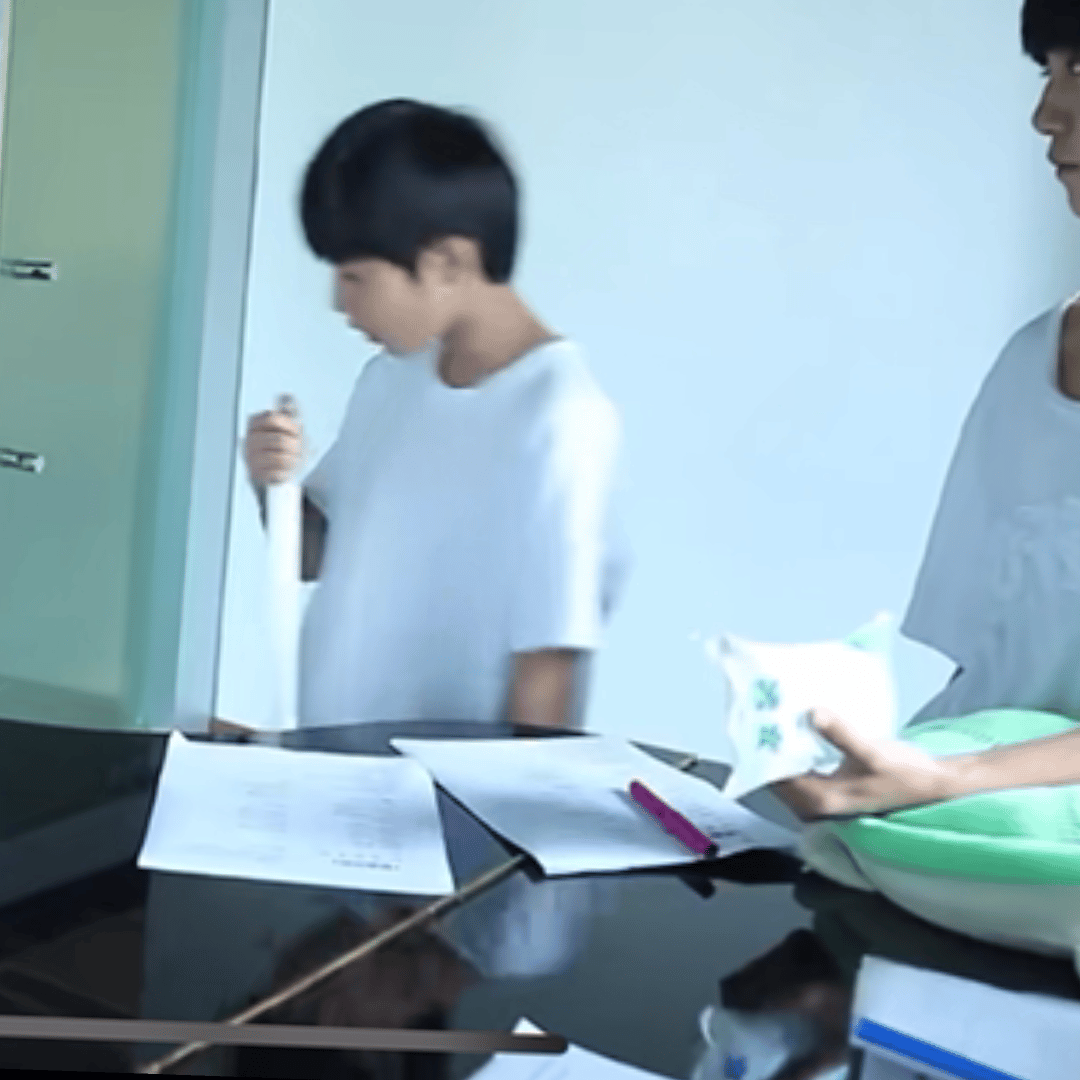 没人鸟我也没关系我一人一棍足矣 
