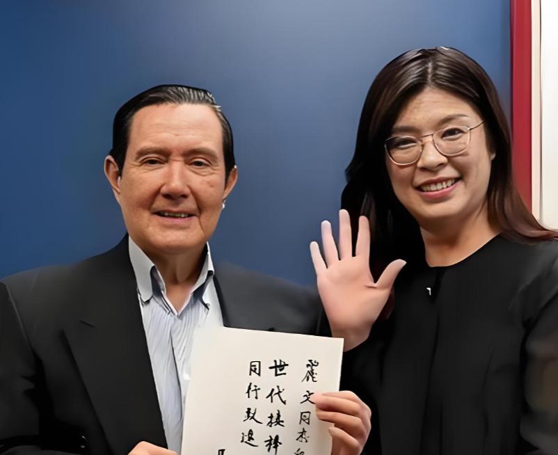 两大派系决裂！郑丽文与马英九撕破脸，一场没有赢家的 “清君侧”。

事情的导火索