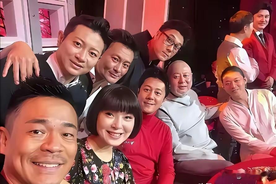 这些都是八、九十年代的当红歌星，晚辈霍尊为什么也在其中呢？