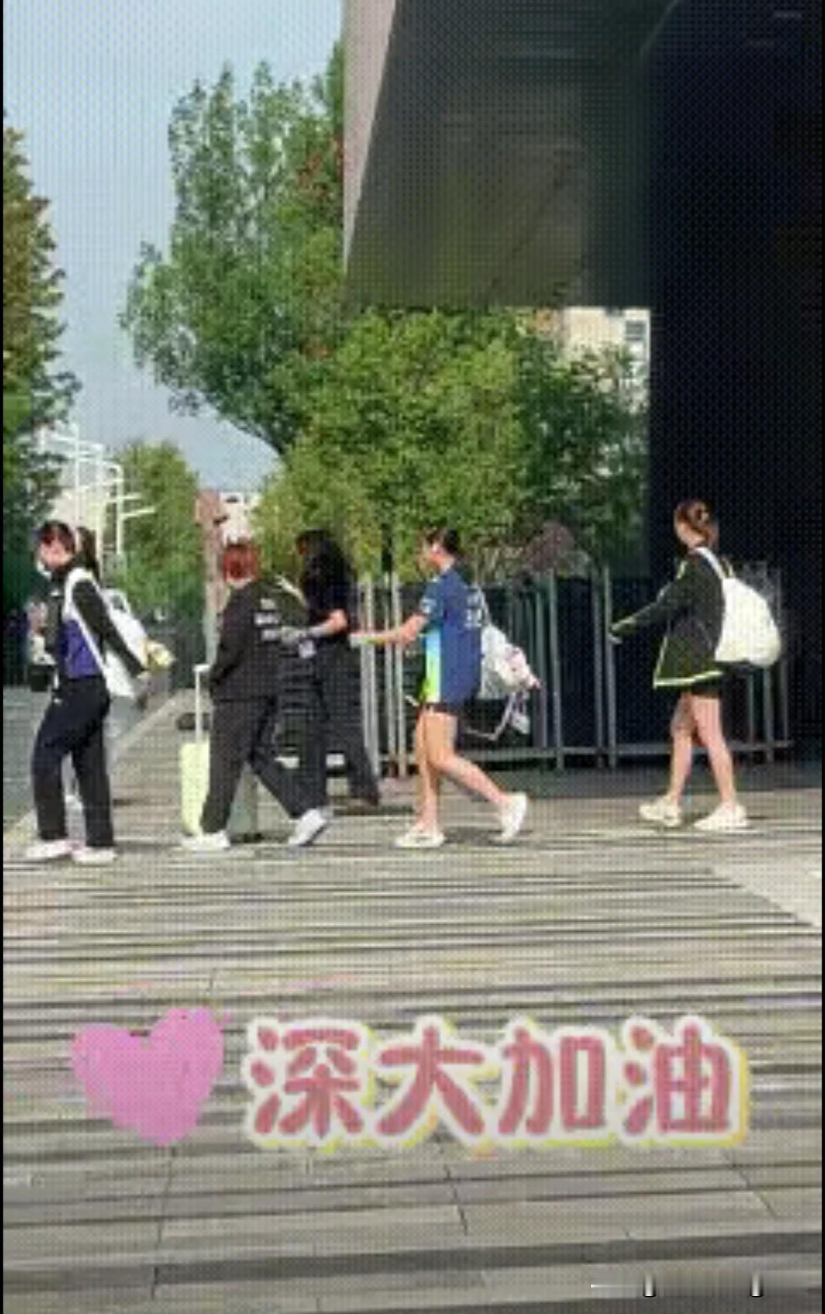 莎莎继续缺席乒超第二次阶段的比赛。看来之前说莎莎28号到达雄安，将出战的消息都是