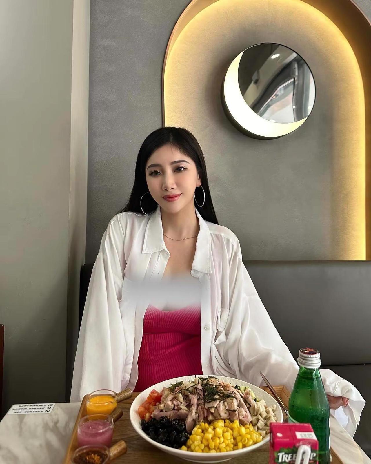 御姐风 随拍࿆ 有点上头 辣妹穿搭 你想要的我都有