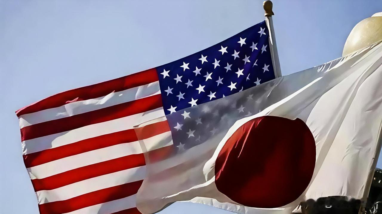 美军把兵力摊开、火力前推，把菲律宾、日本这些盟友一个个绑上战车，这仗还没打，战场