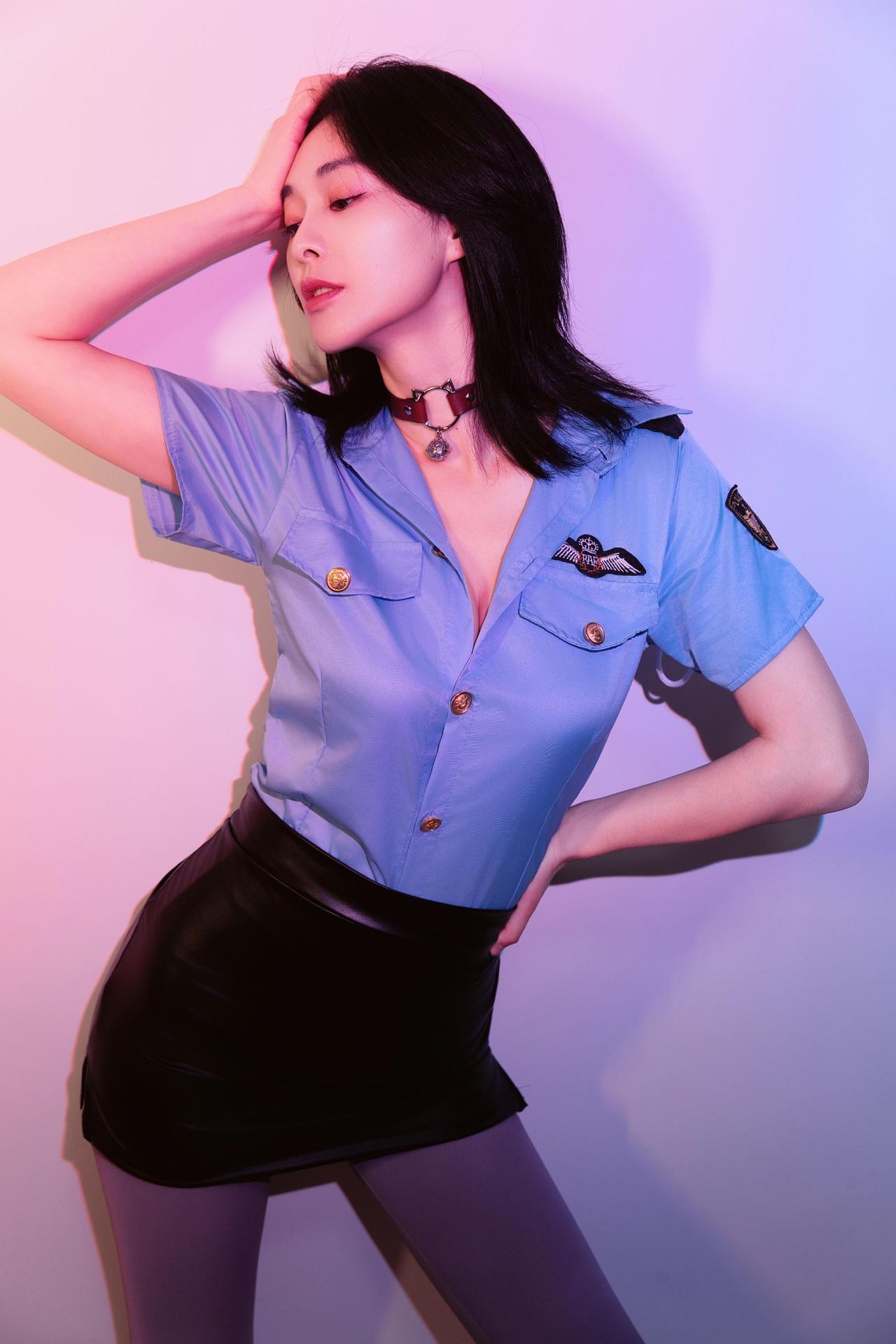 制服 穿搭 职业装 拍照 拍照姿势