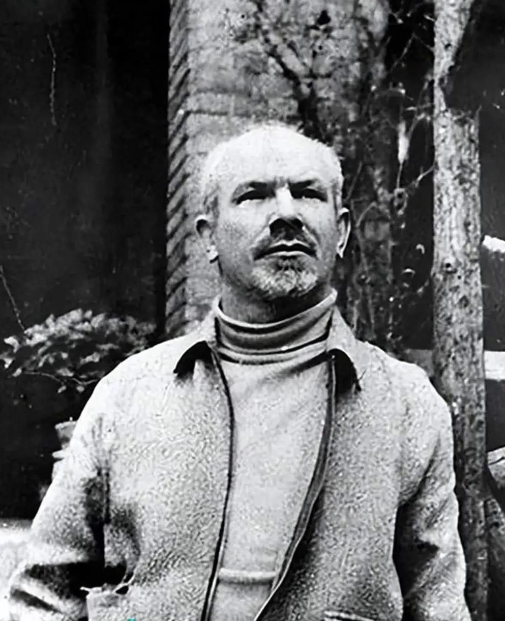 我一直以为白求恩就是个好人，课本里那种，脸谱化的好人。
直到今天，我才知道，这根