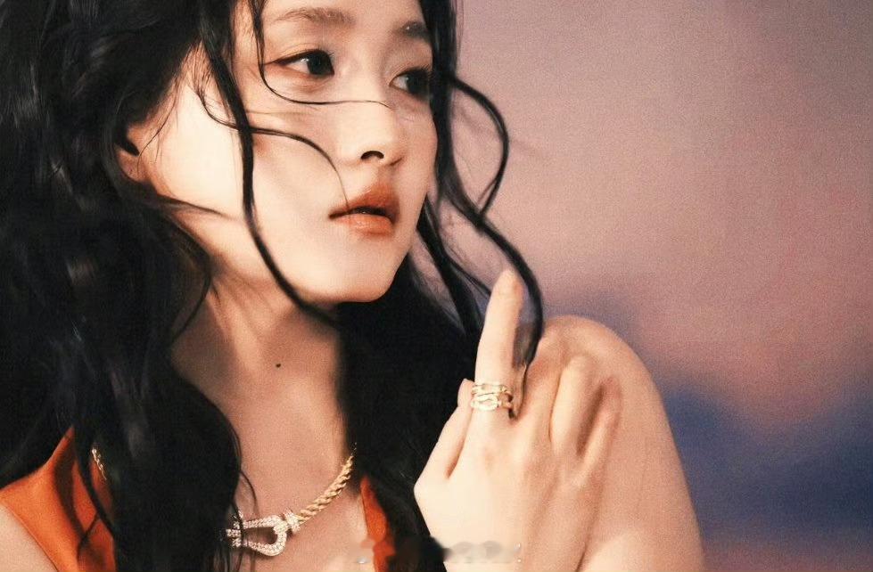 杨单给关晓彤化的暮色霞光妆关晓彤暮色霞光妆关晓彤新妆容美出新高度！杨单老师打造暮