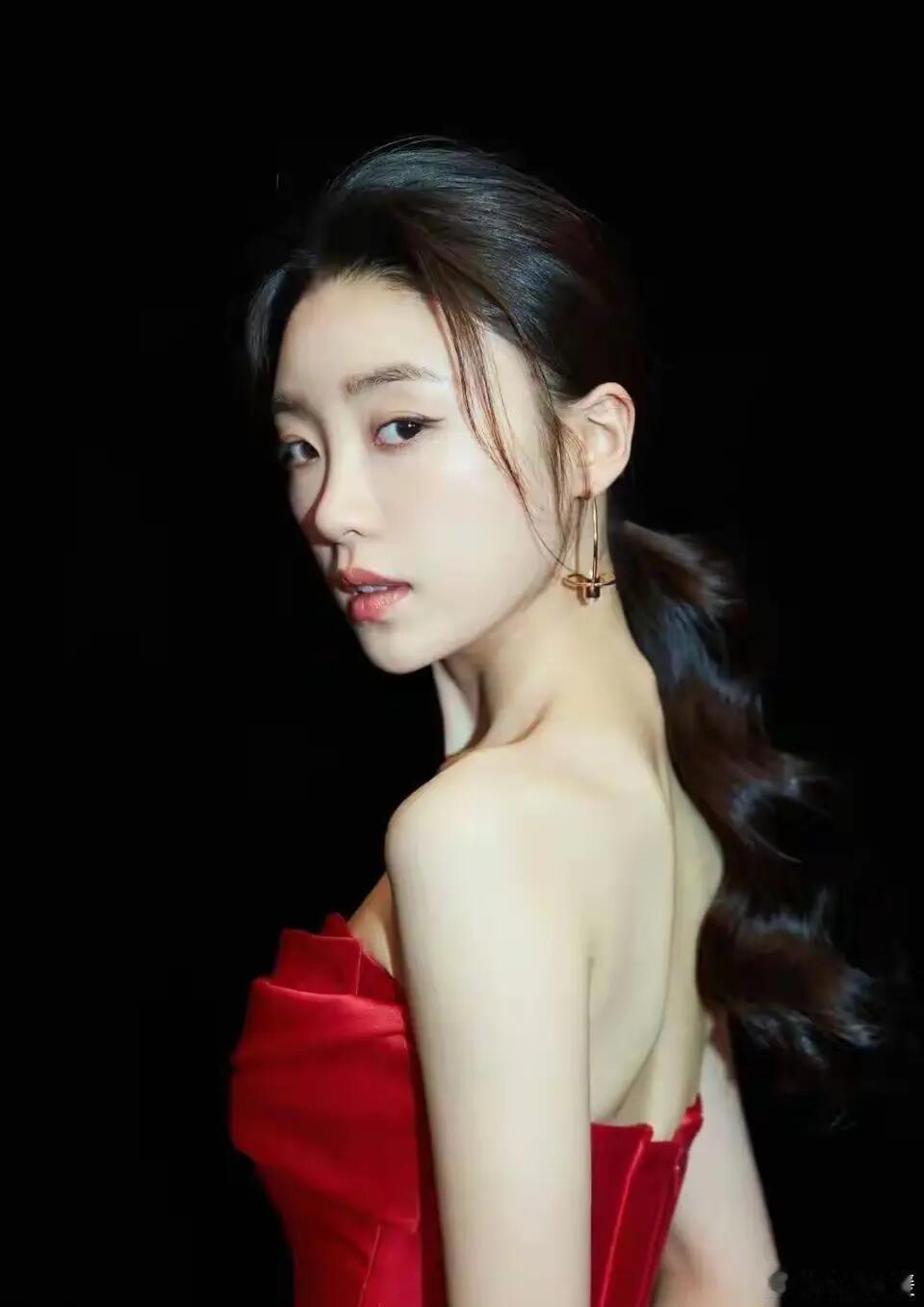 许多人初识张月，源于“林有有”这个角色。她几乎挑动了观众所有负面情绪：厌恶、愤怒