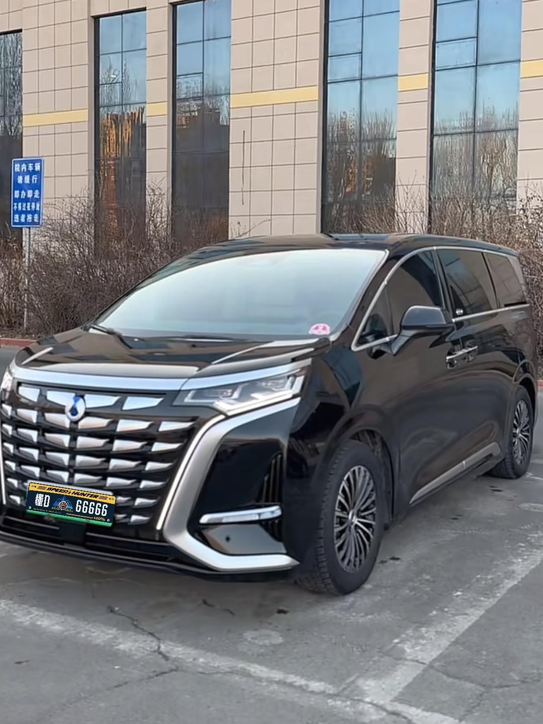 手握20多万选择比亚迪MPV，是选择全新的夏，享受新车的省心省事，还是选择二手腾