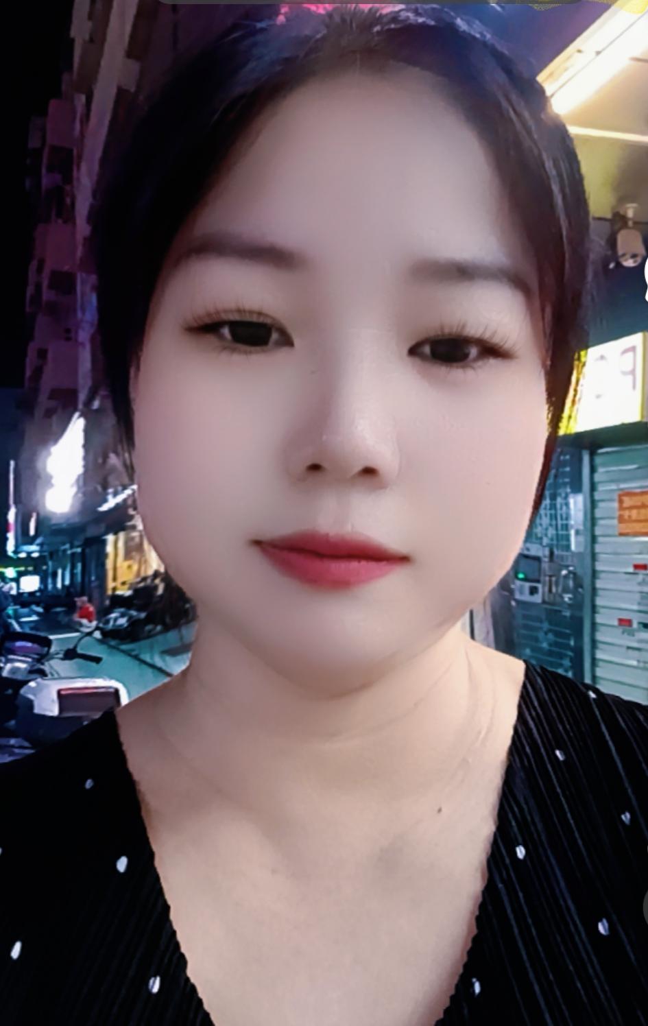 大家好，我是七姐。很多人都说你一个40多岁的老女人了，你还想挑什么样的老公，我从