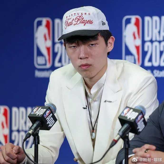 NBA官宣：开拓者两年前违规接触杨瀚森，罚款10万美元+两高管停职开拓者因选秀前