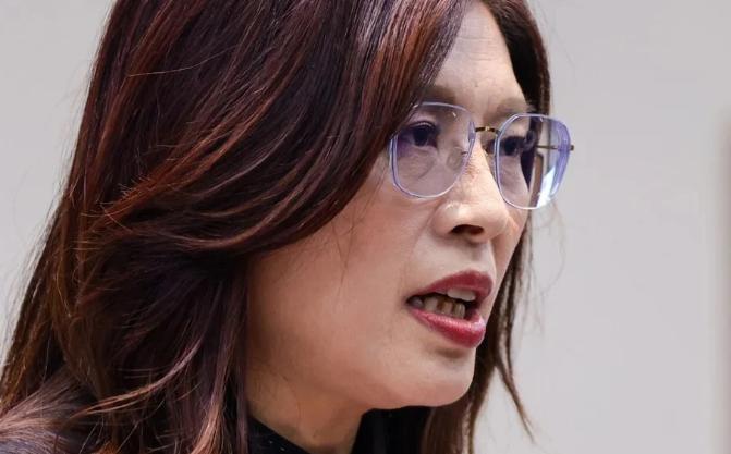 郑丽文：“访陆未谈统一”！国民党主席郑丽文近期在专访中对外表态，此次前往大陆开展