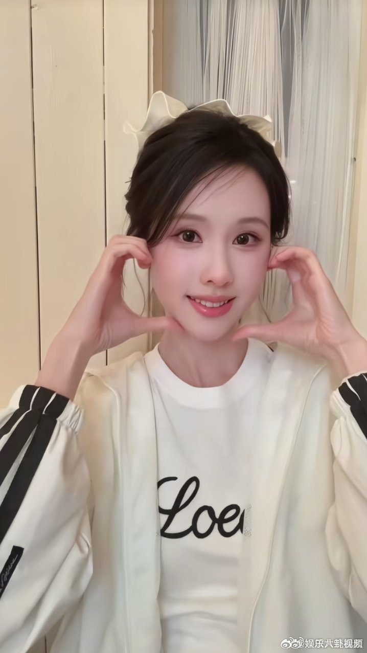 陈都灵陈都灵支持马思纯新电影陈都灵为马思纯新电影打call 十年了！！小耳朵还在