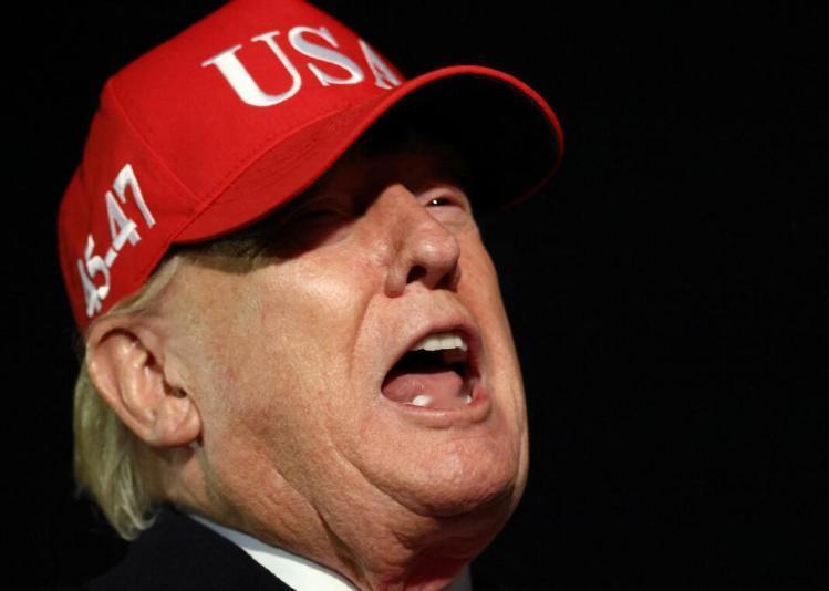 特朗普又强硬起来了。
外媒报道，谈判失败后，美国总统特朗普4月12日对记者说，不