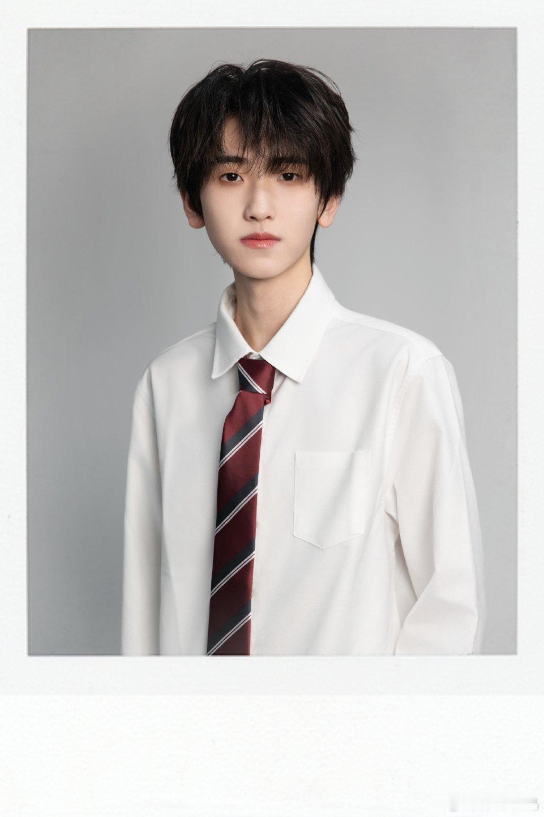 一步一步走过你的孩子气𝟐𝟎𝟐𝟑-𝟐𝟎𝟐𝟔左奇函李浩宇TF练习生全