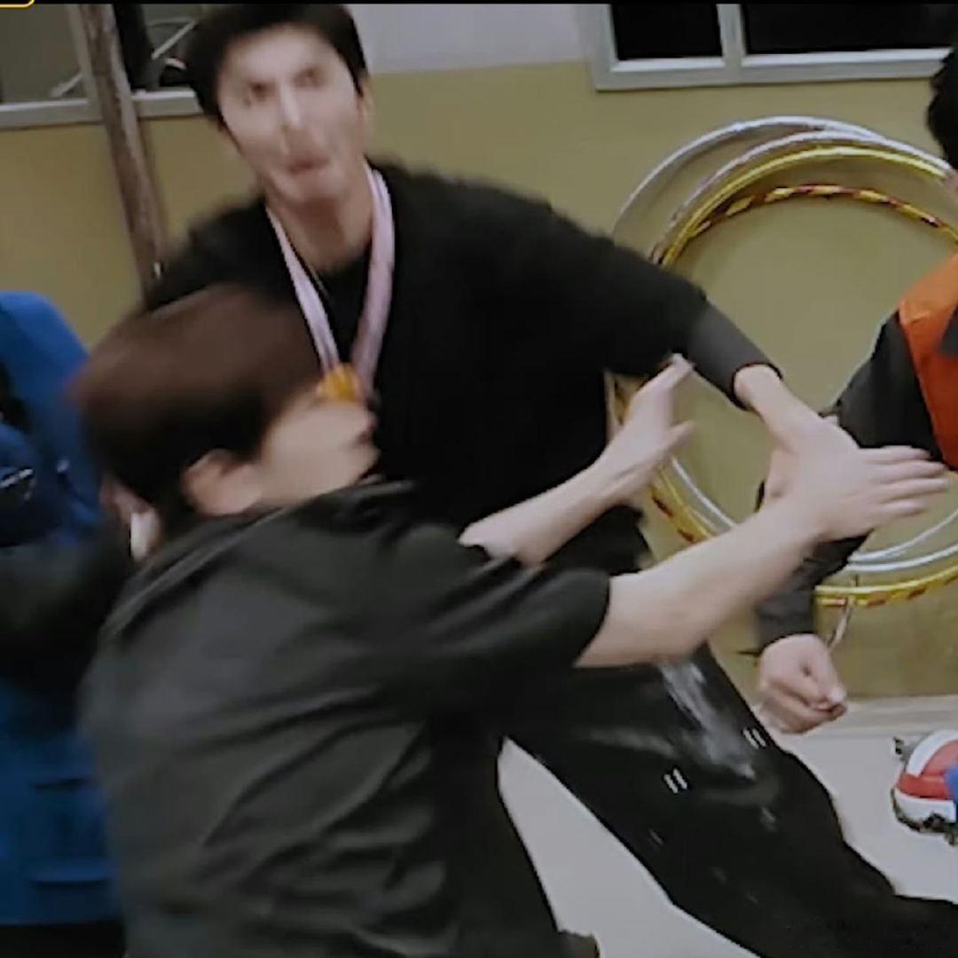 #陈哲远悬着的心还是死了#蜜逃今年彭昱畅，许凯，陈哲远，想想都能感觉到尖叫声蛮大