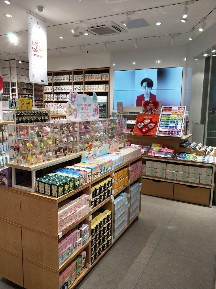 名创优品不是会员不能买单  这是哪门子规定我记得这个店是主打小商品吧？