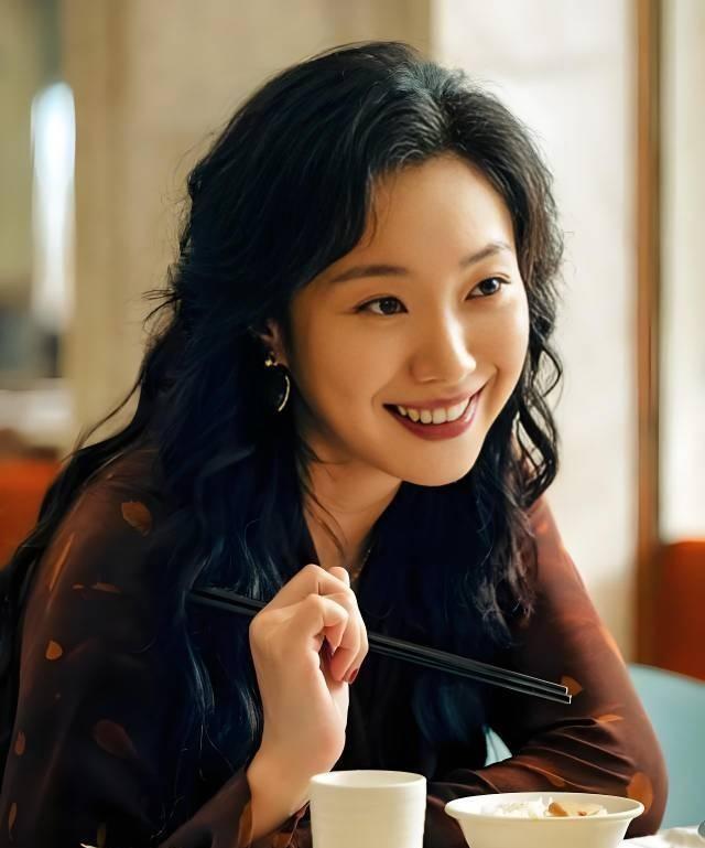 真正能救你的，从来都不是什么风口上的红利，而是手里那几个谁也抢不走的笨功夫。
最