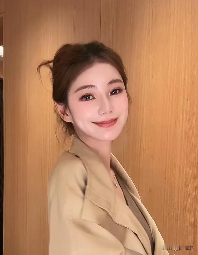 马筱梅，暴露了，汪小菲追她的时候细节，那时候知道小梅是美食达人，特别喜欢吃，他就