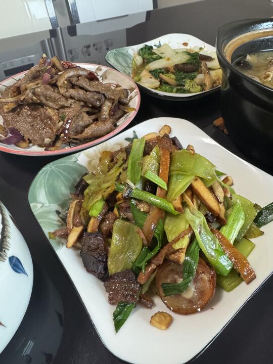 和闺女两个人的午餐也要有仪式感