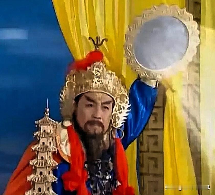 86版西游记有个细节，孙悟空大闹天宫时，李天王用手里那尊舍利子如意黄金宝塔罩住悟