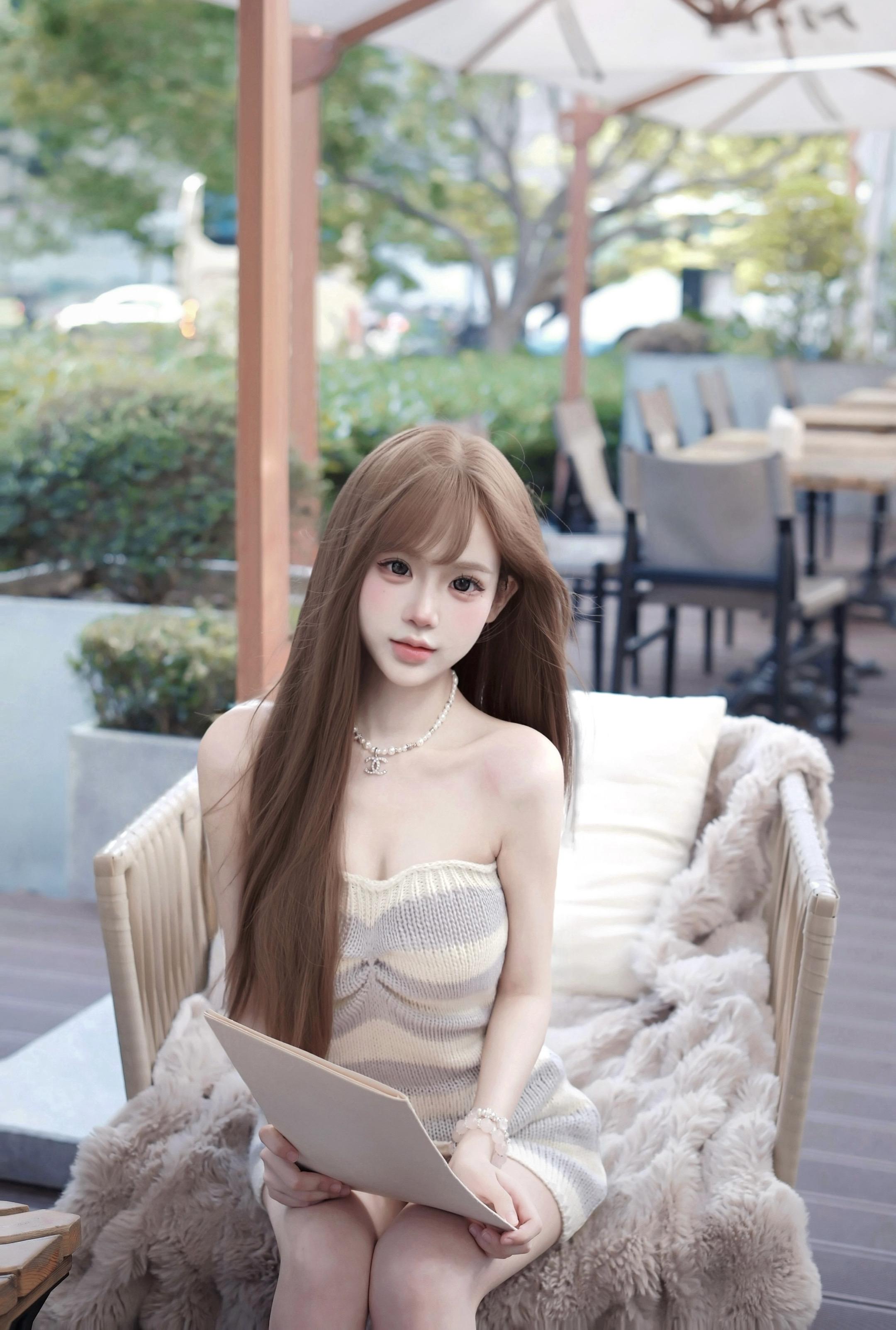 我需要很多很多爱（没有说钱不要的意思）